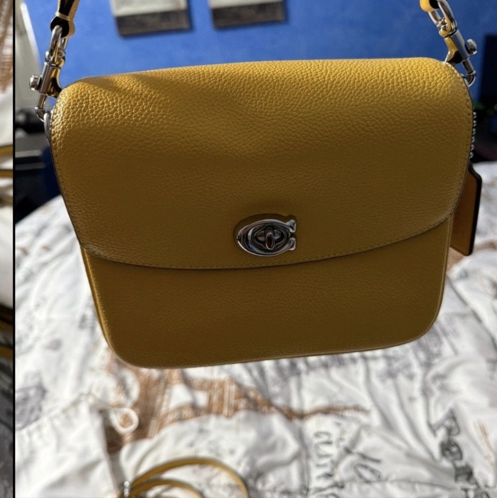 Coach Cassie 19 Vibrant Yellow Crossbody Bag - Picture 6 of 14